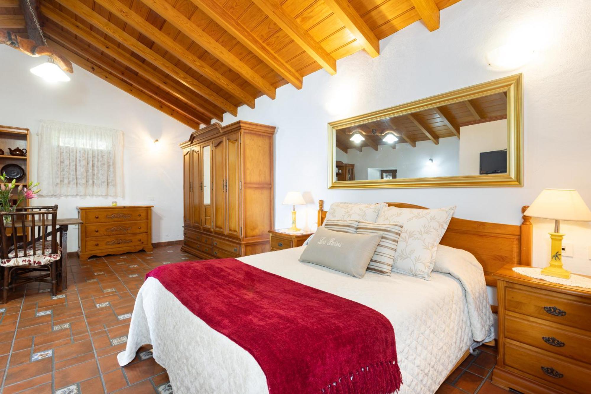 Casa Rural Los Barros Хеновес Экстерьер фото